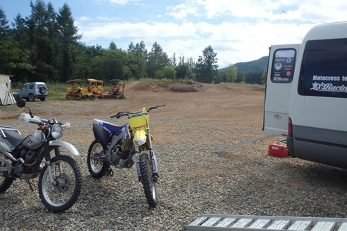 e0028049_20054427.jpg