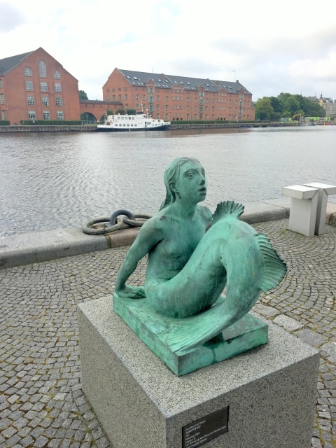 a0202860_09384204.jpg