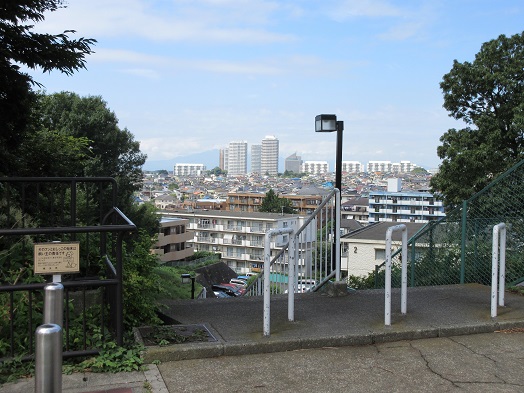 e0245404_15112084.jpg