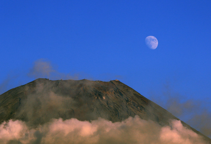 b0355457_05154565.jpg