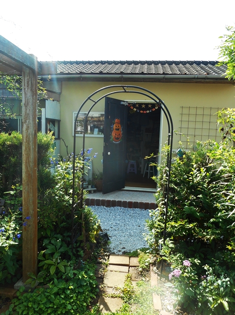 f0366679_22334636.jpg
