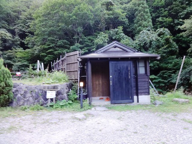f0017185_9505979.jpg