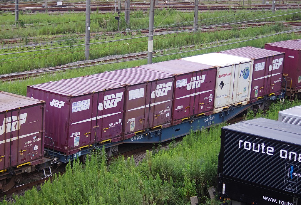 f0203926_2257971.jpg