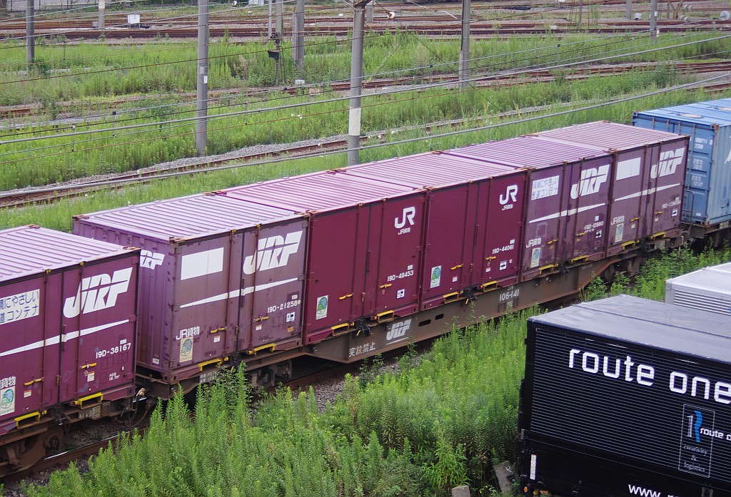 f0203926_2259278.jpg