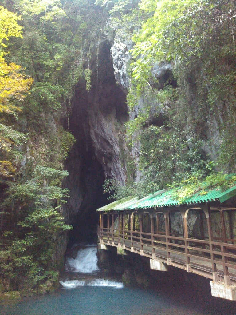 a0085632_04374755.jpg
