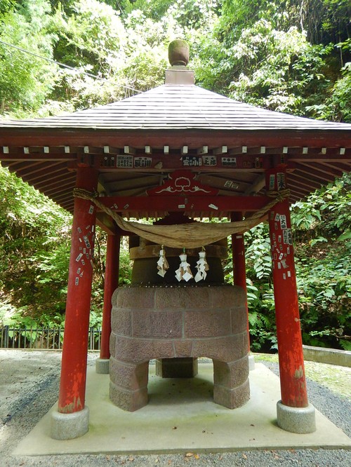 e0243008_12102868.jpg