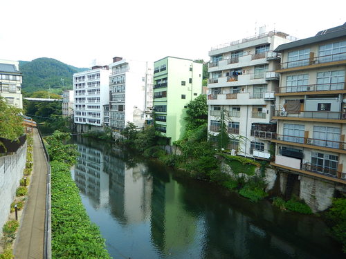e0243008_12222.jpg