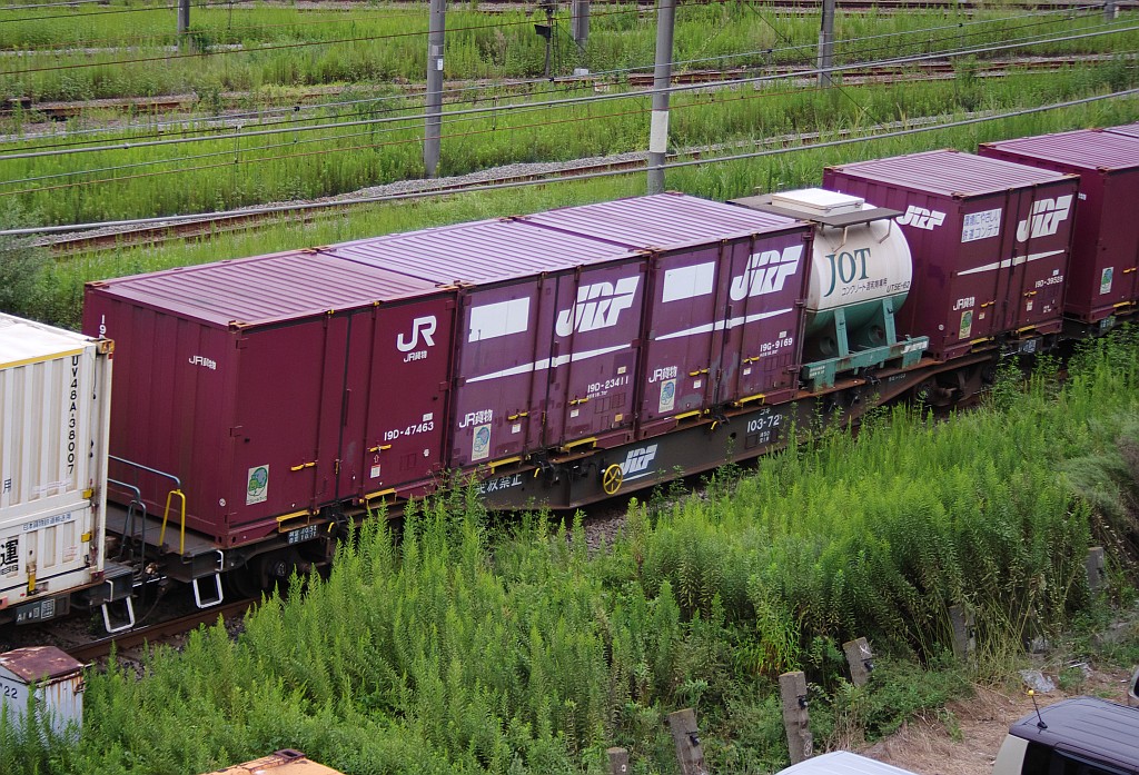 f0203926_22381190.jpg