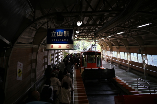 f0296109_06142885.jpg