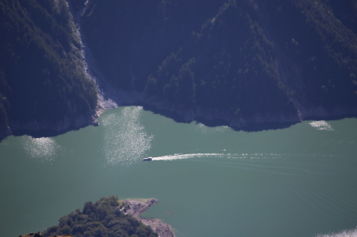 f0296109_09512865.jpg