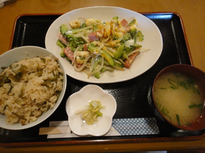 f0238779_1613536.jpg