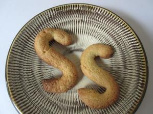 ＜イギリス菓子・レシピ＞ ジャンブル【Jumbles】 - イギリスの食、イギリスの料理＆菓子