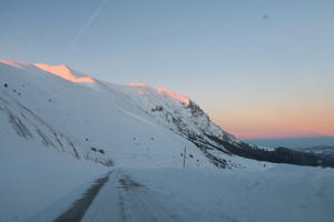 白い雪美しい山とその夕景、カステッルッチョ・シビッリーニ山脈 - イタリア写真草子