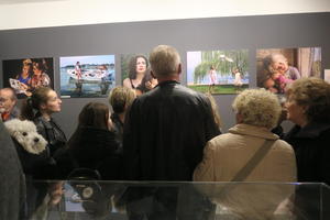 女性の視点・優しさ・美を地域に世界に、女性写真・詩の展覧会 イタリア トラジメーノ湖 - イタリア写真草子