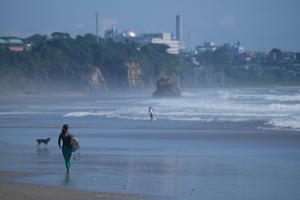 Surfer Girl　日立市河原子海岸　２０２０・０８・０２ - 常陸のT's BLOG