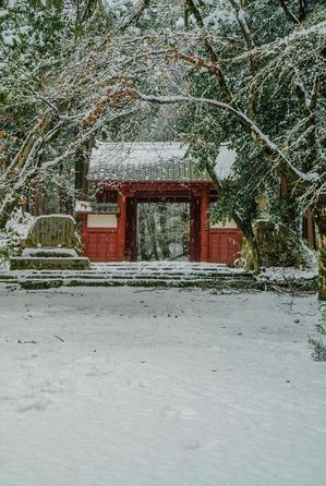 百済寺の雪景色なんですけど・・・ - 鏡花水月