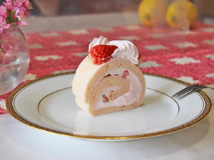 イチゴのロールケーキ - 美味しい贈り物