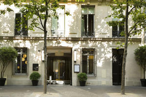 Parisの気になるホテル　～ Le Narcisse Blanc Hotel & Spa, Paris ～ - おフランスの魅力