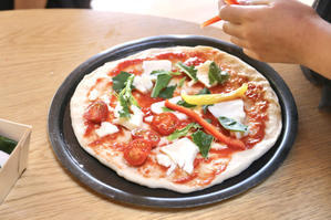 リゾナーレ那須・滞在記⑨　〜自分たちの昼ごはん用にピザを作る〜 - 旅するツバメ　                                        　           　             --  子連れで海外旅行を楽しむブログ--