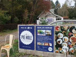 THE PIE HOLE LOS ANGELES ＊ 移転前の最終日に間に合いました！ - ぴきょログ～軽井沢でぐーたら生活～