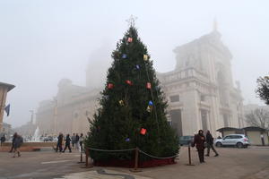 Buon Natale! 霧のアッシジ - イタリア写真草子
