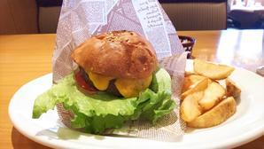 炭焼きレストラン　さわやか　炭焼きチーズバーガー、大好き♪ - 白い羽☆彡静岡県東部情報発信・・・PiPiPi♪