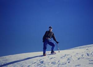 登山　雪の山 - 草刈真っ青の水彩画