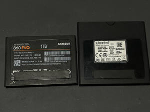 Samsung 860EVO SSD 改造、またの名を破壊ともいう。。 - ピンボケ日記２ SONY α6500 ＆ パソコン & ビデオ