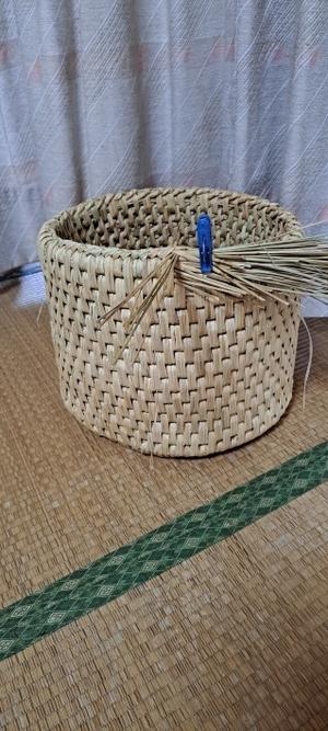 藁いずみ作製 - 藁細工とPPバンド製かご（はけご）、農家の日記