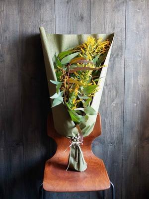ミモザとユーカリの花束。中の島にお届け。2023/03/12。 - 札幌　花屋　meLL flowers