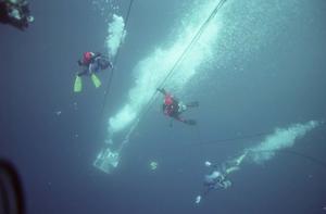 0313 ダイビンググラフィティ　２６　１００ｍ潜水 - スガジロウのダイビング　「どこまでも潜る 」
