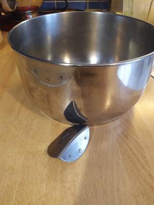 永年保証の鍋が本当に保証された話 - カンヌで非セレブ生活→森暮らし