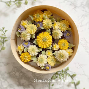 新しいレッスンのご紹介　フラワーボックスおはぎ　ガーベラ - Sweets Studio Floretta* Flower Cake Class@SHIGA