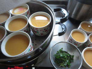 今日は大晦日　茶碗蒸しを火にかけながらブログ書いてます(*^^*) - コンブシイタケカツヲブシ
