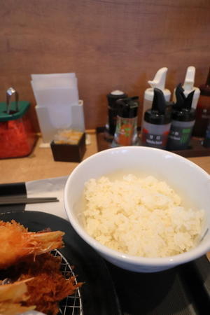 松のや 高知朝倉店で、ロースかつ＆有頭大海老フライ定食 - 