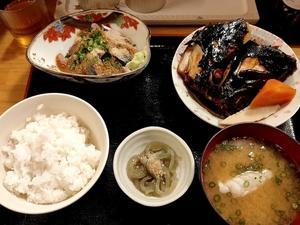 長浜「博多魚がし 市場会館店」ごまさば定食はやっぱ最高 - 