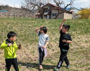 ４月１２日　校庭の桜のつぼみ - 笑顔輝く 六郷小学校ブログ