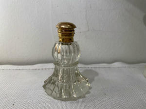 クリスタル香水瓶111 - スペイン・バルセロナ・アンティーク　gyu's shop