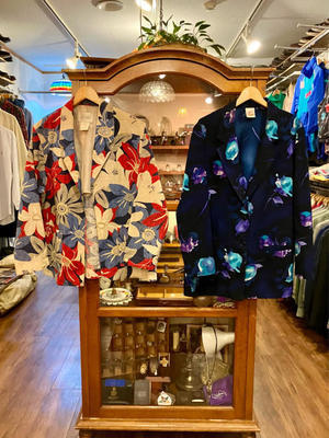 総柄のサマージャケット&レーヨンシャツ&ボストニアンの革靴&スプーンリング - 町田の古着屋ULTRABO（ウルトラボ）-staff blog-　