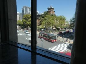 昭和初期の優雅なカフェ 「カフェドゥラプレス」で♪窓辺のテーブルでコーヒー＆ケーキ♪　横浜散歩♪ - 