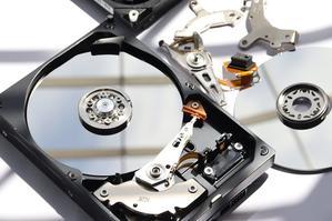 HDD (Hard Disk Drive): Definition, Functions and Characteristics - 