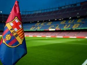 UEFA Imposes A Fine On Barcelona Due To The Racist Conduct Of Their Supporters. - 