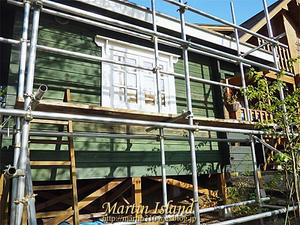 離れのミニログハウスの外壁塗り替え - Martin Island ～空と森と水と～