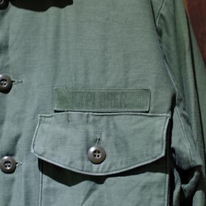 1960s US ARMY Utility Shirt 15 1/2 33 / OG107 バック サテン ミリタリー シャツ ARMY ユーティリティー 古着 - 