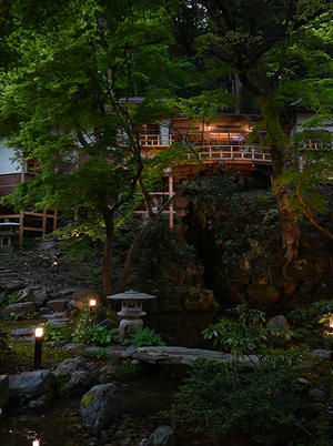 山中温泉に第４の橋「加賀依緑園の廊橋」が美しい♪ - 酎ハイとわたし