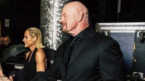 アンダーテイカーがクリエイティブの仕事に興味を持っている？ - WWE LIVE HEADLINES