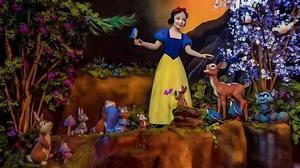 Disneyland Park's Snow White Gets Fired, Here's Everything You Missed - 