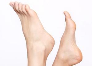 This is how to make your feet look healthy and bright - 