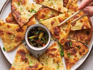 Scallion Pancakes: A Crispy and Flavorful Chinese Delight - 