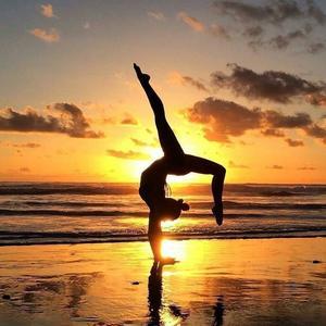 Menemukan Keseimbangan Tubuh dan Jiwa melalui Yoga: Membawa Kesehatan Holistik ke dalam Hidup Anda - 